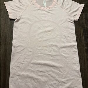 Lululemon Swifty Tech Short-sleeve shirt - blush pink